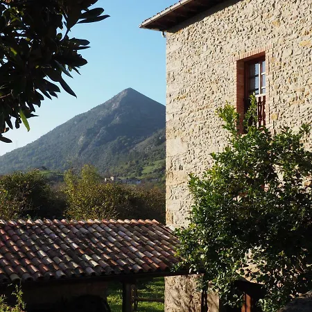 Country house Casa Rural La Roza 1 *